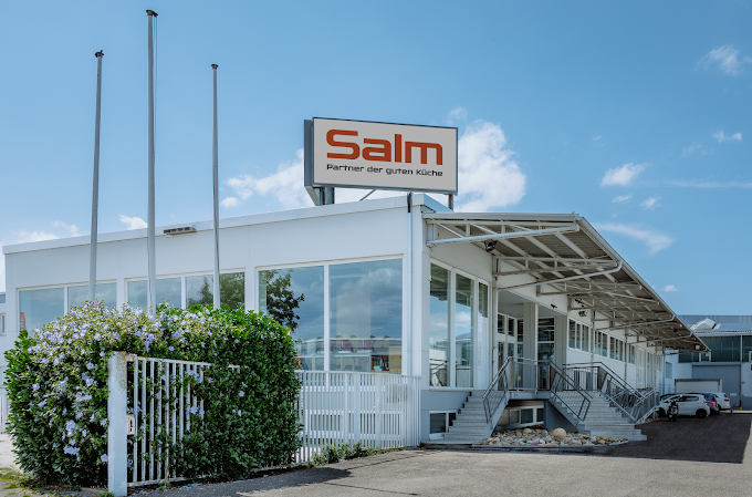 Ladengeschäft und Abholmarkt der Heinrich Salm KG in Karlsruhe
