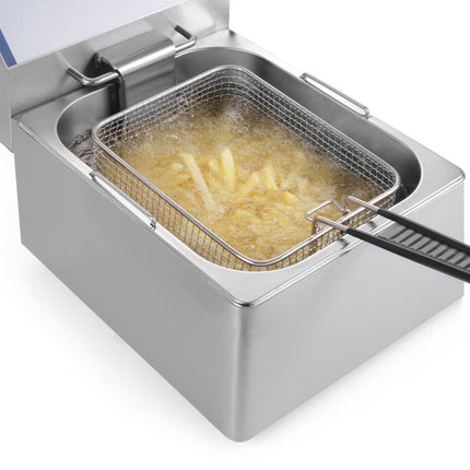 HENDI Fritteuse Kitchen Line - 4 l – Kitchen Line – 4 l – 230 V / 3000 W – 218 × 380 × 310 mm – weitere Produktansicht