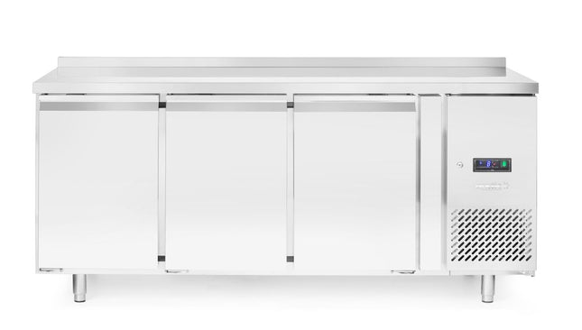 Arktic Gefriertheke dreitürig 420 L – Profi Line – 334 l – 230 V / 600 W – 700 × 1795 × 839 mm – Produktansicht