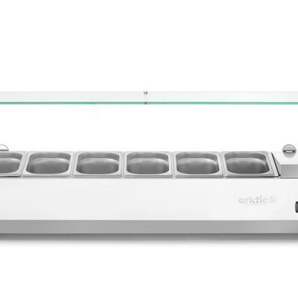 Arktic Aufsatz-Kühlvitrine Gastronorm 1 / 4 – 7x GN 1 / 4 – GN 1 / 4 – 31.5 l – 230 V / 180 W – 335 × 1505 × 460 mm – Produktansicht