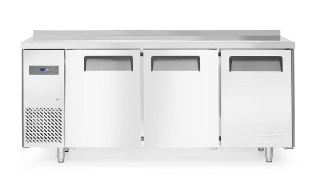 Arktic Kühltisch – dreitürig Kitchen Line 390 L – Kitchen Line – 291 l – 230 V / 270 W – 600 × 1800 × 840 mm – Produktansicht