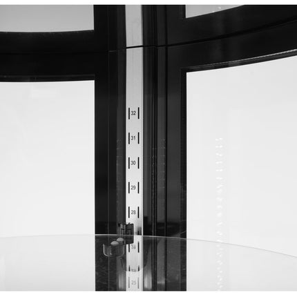 Arktic Kuchenvitrine – rund 360 l – 230 V / 460 W – Ø 680 × H 1755 mm – weitere Produktansicht