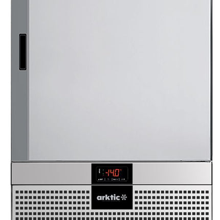 Arktic Schockfroster – 230 V / 2530 W – Silber – 730 × 800 × H 1357 mm  – Produktansicht