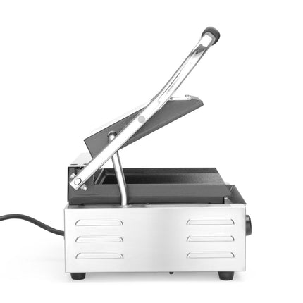 HENDI Kontaktgrill - Einzelversion – oben und unten gerillt – 230 V / 1800 W – 310 × 375 × 216 mm – weitere Produktansicht