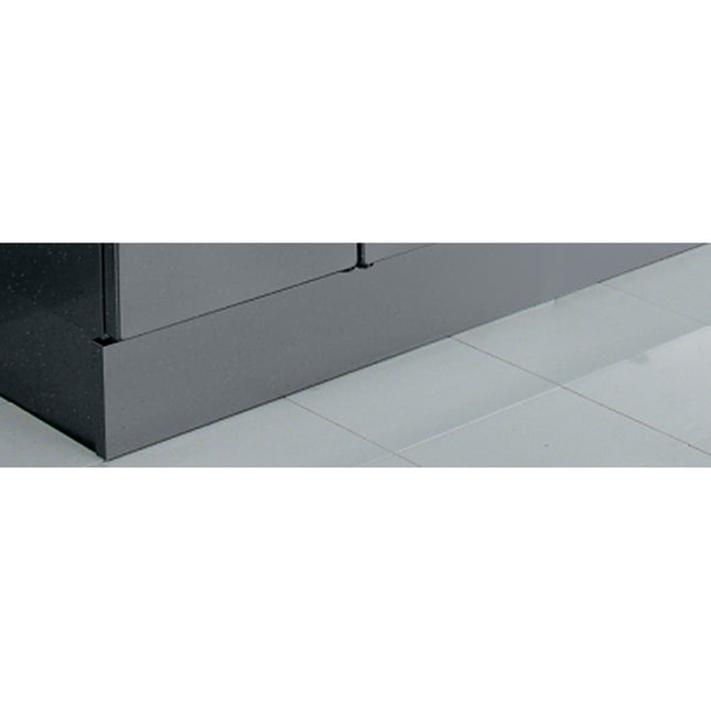 NordCap frontseitige Fußblende für Serie EVO 700