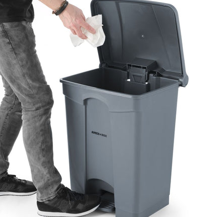 AmerBox Tret-Abfalleimer – 68 l – Hellgrau – 490 × 410 × H 660 mm – Weitere Ansicht 3