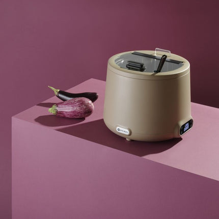 HENDI Suppenkessel UNIQ – 8 l – 230 V / 500 W – designed by Robert Bronwasser – Beige – Ø 365 × H 325 mm – Detailansicht